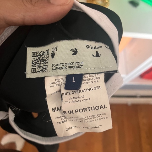 Off- White Crop Top/Bra - Picture 9 of 9